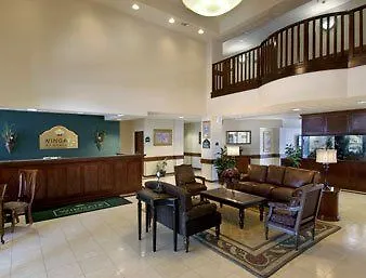 Wingate By Wyndham And Williamson Conference Center 3*
