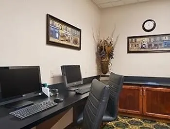 Hotel Wingate By Wyndham And Williamson Conference Center Round Rock