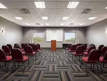 Wingate By Wyndham And Williamson Conference Center