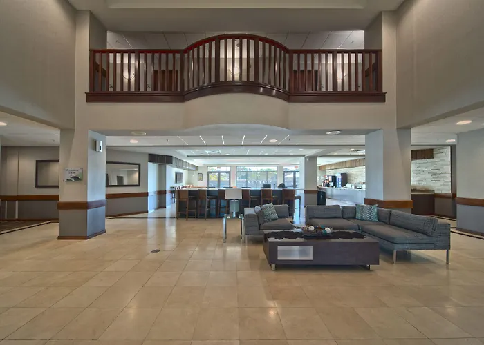 Hotel Wingate By Wyndham And Williamson Conference Center Round Rock