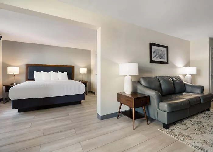 Hotel Wingate By Wyndham And Williamson Conference Center