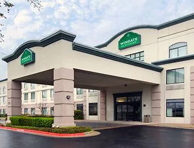 Wingate By Wyndham And Williamson Conference Center Hotel 3*